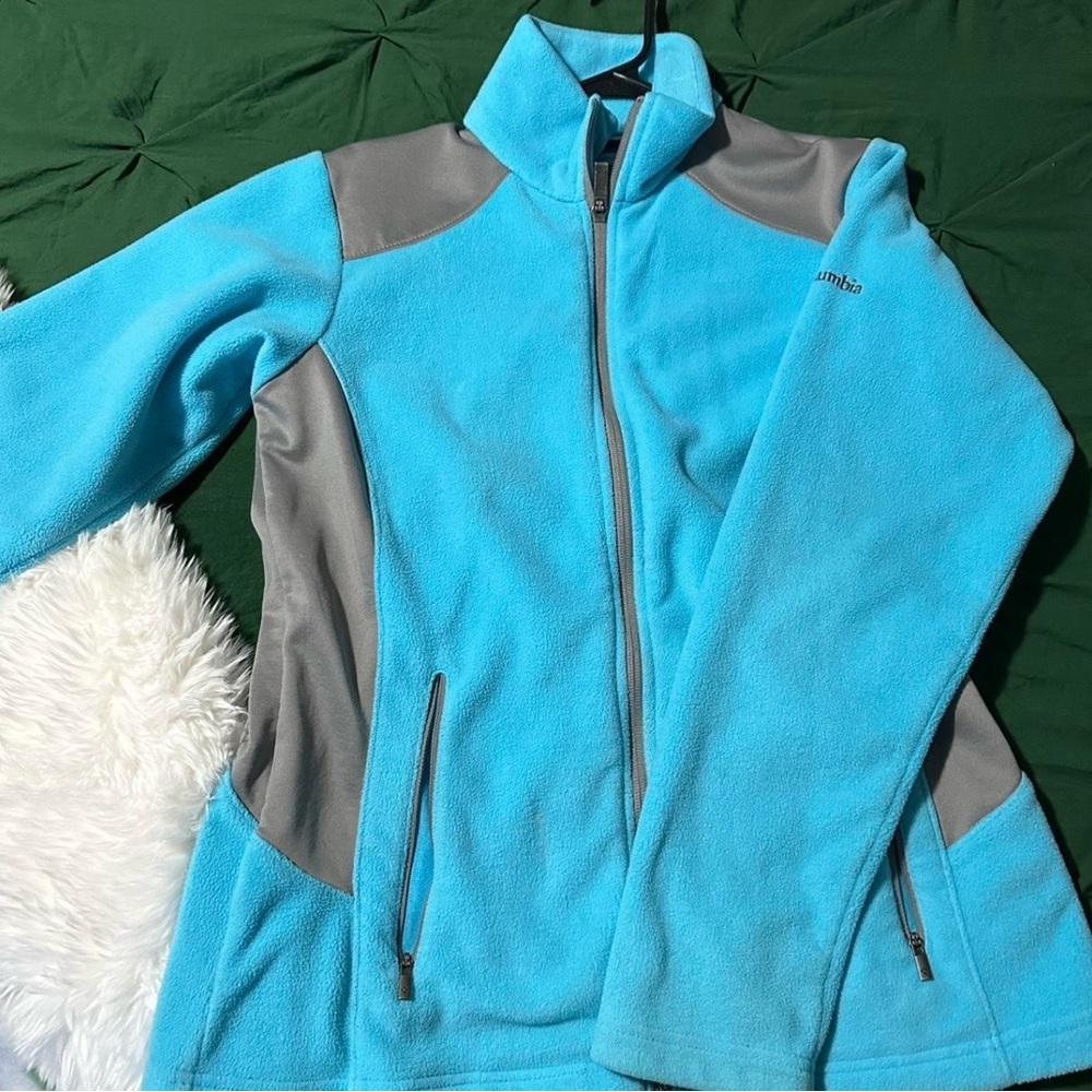 Columbia Women's Aqua and Gray Ski Jacket